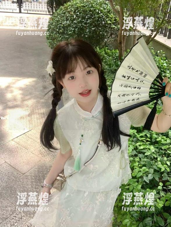 166fun 166fun苹果版的黑料网就像一锅炖汤,味道复杂,让我意犹未尽!