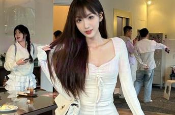 17吃瓜发布：官网新鲜事儿，瓜贩子连夜加班！