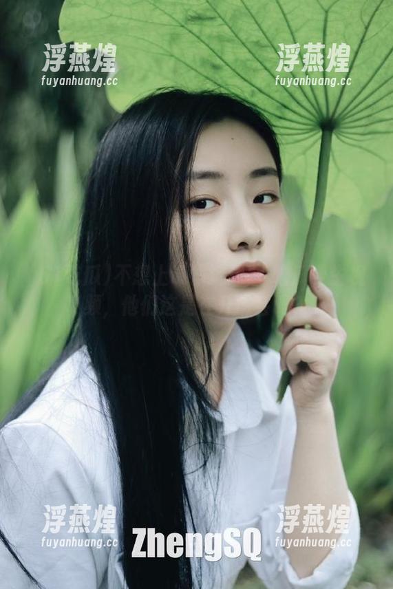不想上课却沉迷51吃瓜学生视频，他们这是在开班会吗？