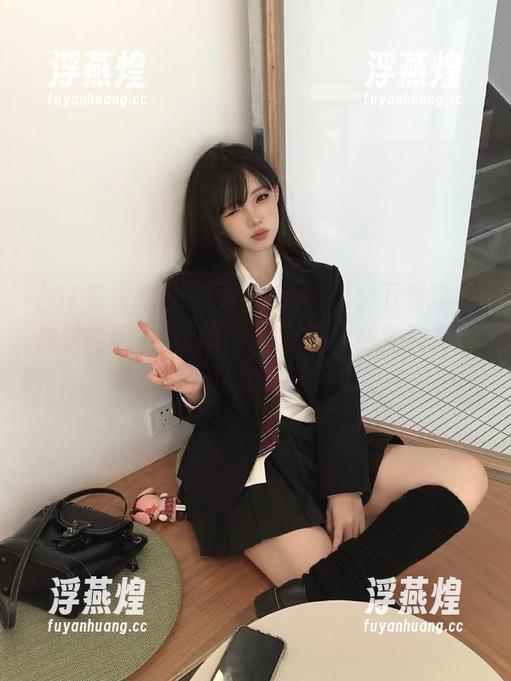 51在线吃瓜 在51在线吃瓜,下载这个你就能跟上热搜的步伐!但注意别被瓜给呛着哦!