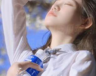 听说“91i吃瓜苹果版”又更新了？快来一起感受这股荒唐的气息…
