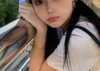在www吃瓜网的网页，感受到的人性百态，就像看了一部疯狂的独幕剧。