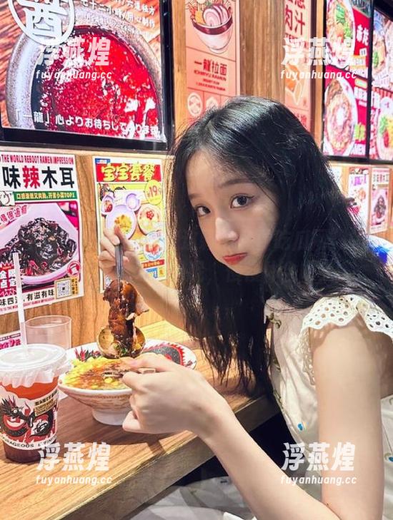 收藏这颗“免费吃瓜网”的瓜，味道真不错呢，慢慢体会吧！