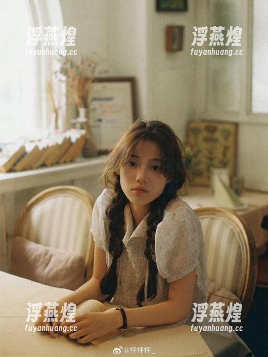 吃瓜黑料网页里的资源，让我变成了“专业吃瓜人”。