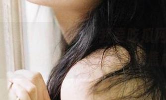 错过了“我要吃瓜网”的视频，你会破功地蘸上无数焦虑