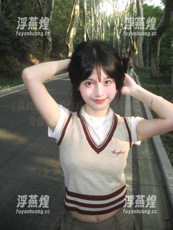 在“黑料51”的入口徘徊，感觉像是进入了瓜田的冒险游戏！