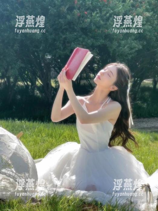 坐在黑料不打烊的线路上，正能量正从四面八方扑来。