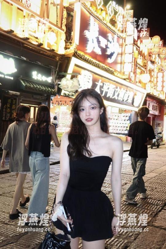 黑料不打烊 黑料不打烊,永久在线观看,心甘情愿在这儿坐等好戏来临。
