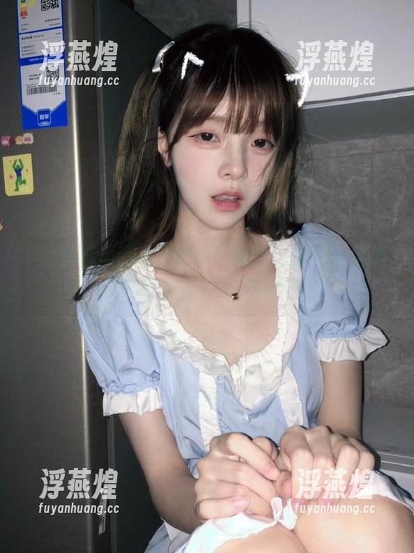 黑料吃瓜网站 黑料吃瓜网站的探险之旅,游荡在瓜海永不迷路嘛