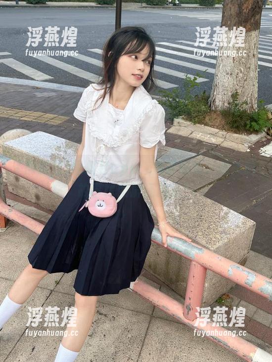 黑料社app：点开地址，里头的故事比荧屏还精彩！