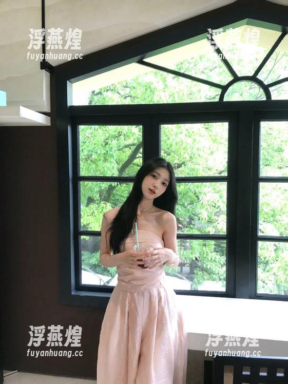 “黑料网”ios更新不停，像极了我这颗总想吃瓜的心…